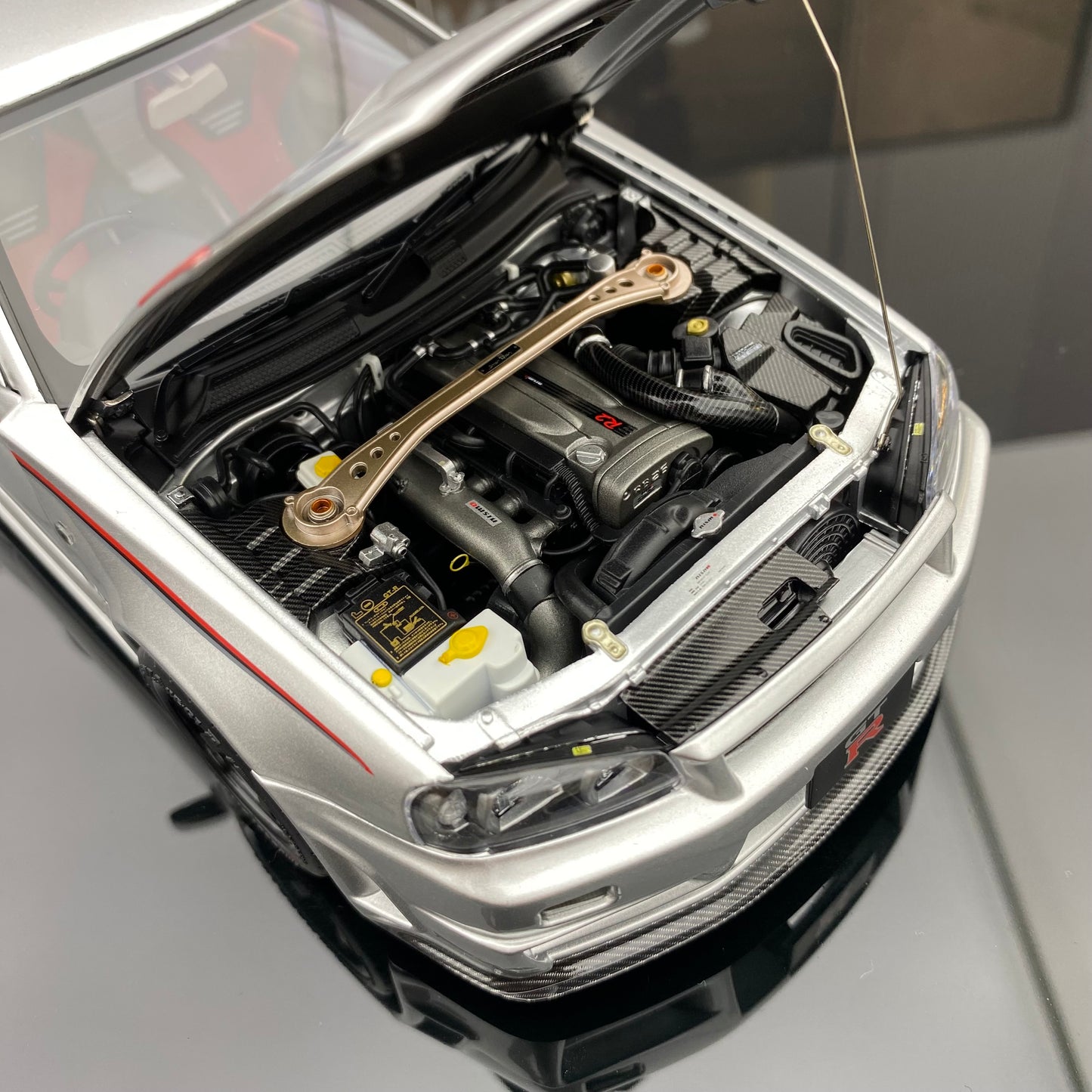 MOTORHELIX 1/18 NISMO SKYLINE GT-R (R34) NISMO CUSTOMIZED alloy full-open simulation car model