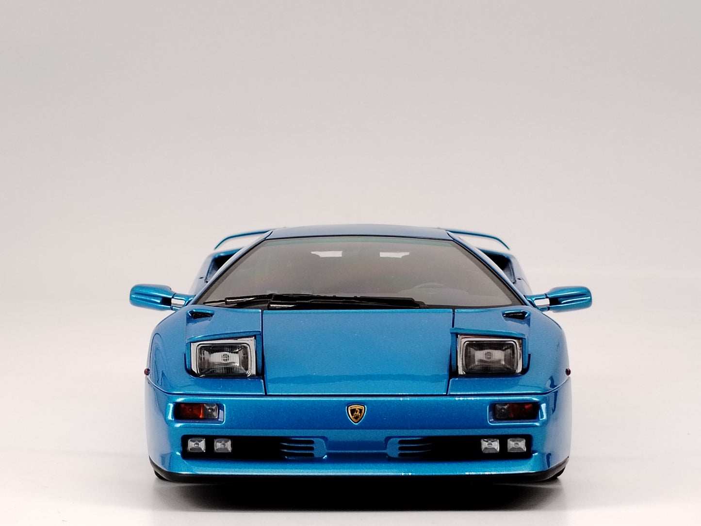 AUTO Art 1/18 Lamborghini DIABLO SE30 79156 Blue Car Model