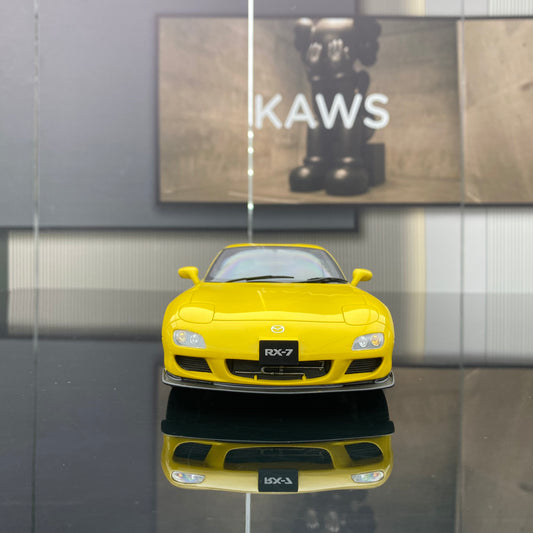 OTTO 1/18 Mazda RX7 FD TYRE R amarillo edición limitada modelo de coche adorno regalo