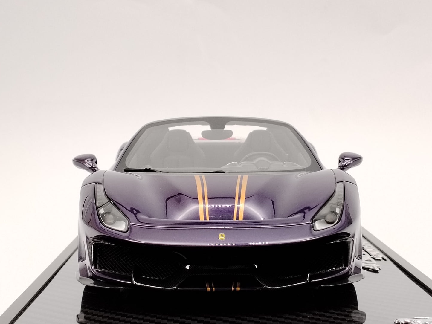 BBR 1/18 Ferrari 488 Pista Spider Hong Kong Purple High-quality Replica Car Model Ornament