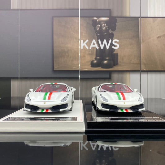 DM 1/18 Ferrari 488 pista resin fully opened fluorescent limited edition car model ornaments