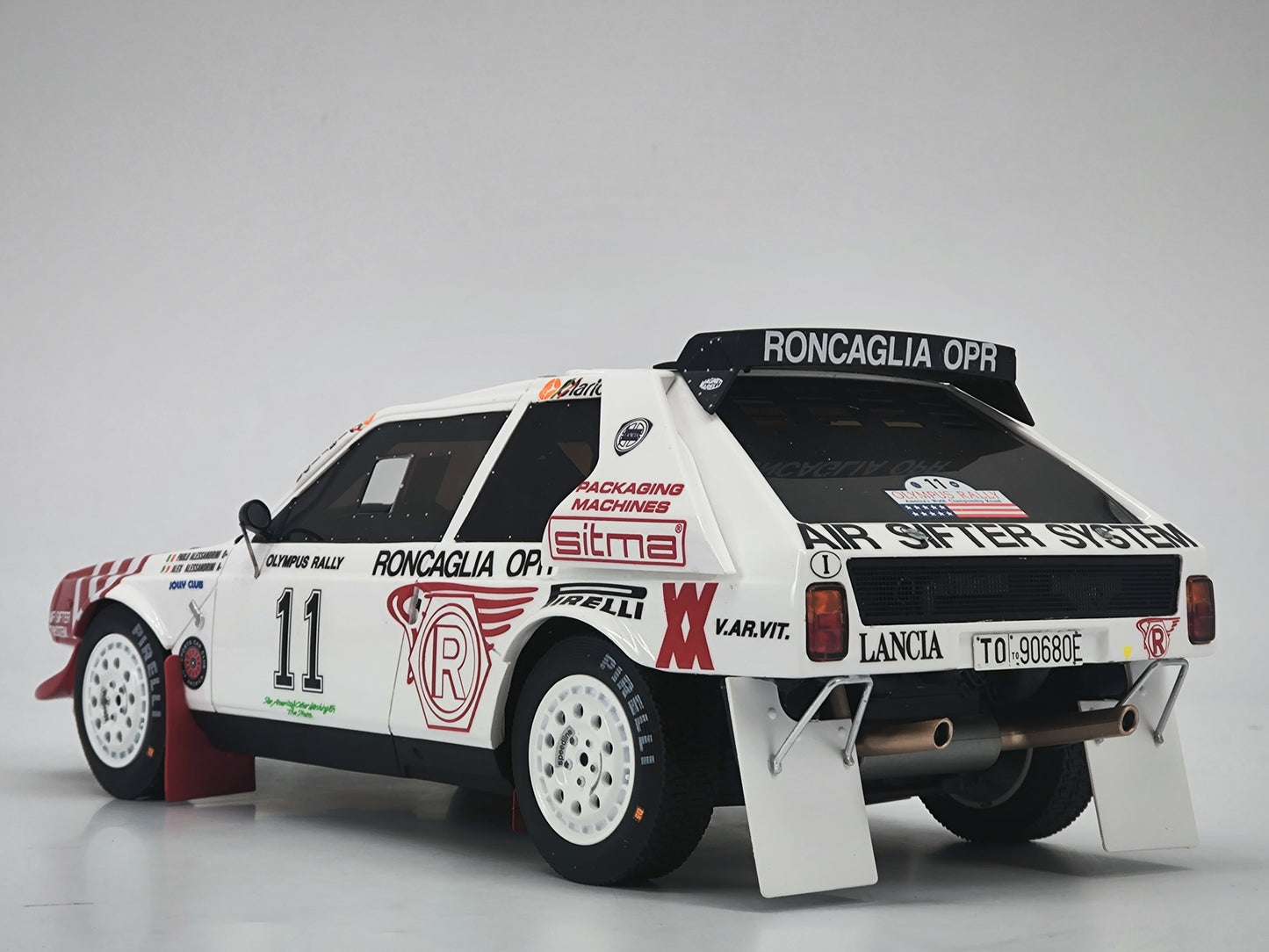 OTTO 1/18 Lancia DELTA S4 Simulation Car Model Ornaments