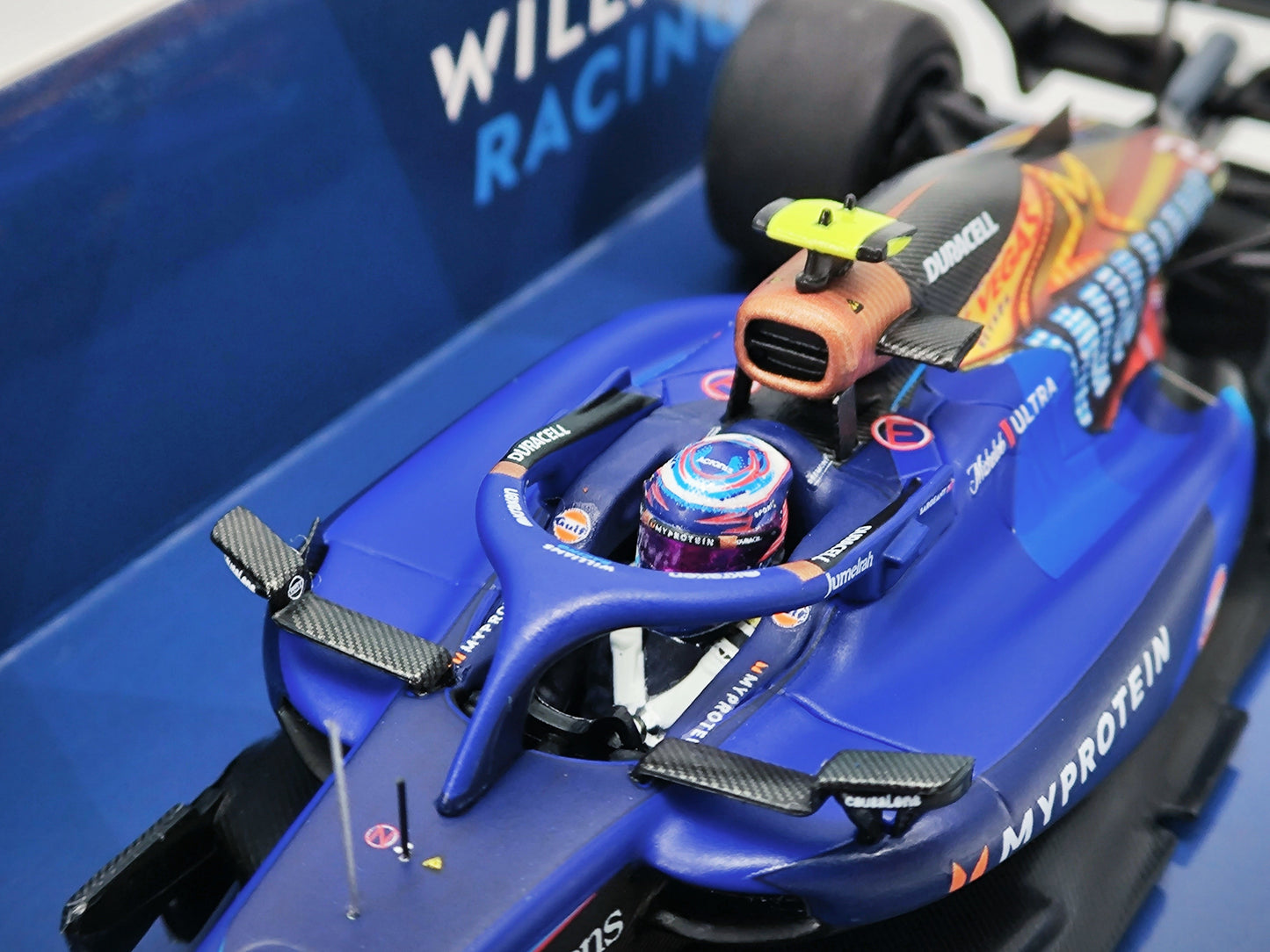 Minichamps 1/43 Williams Racing FW45 Diecast Car Model