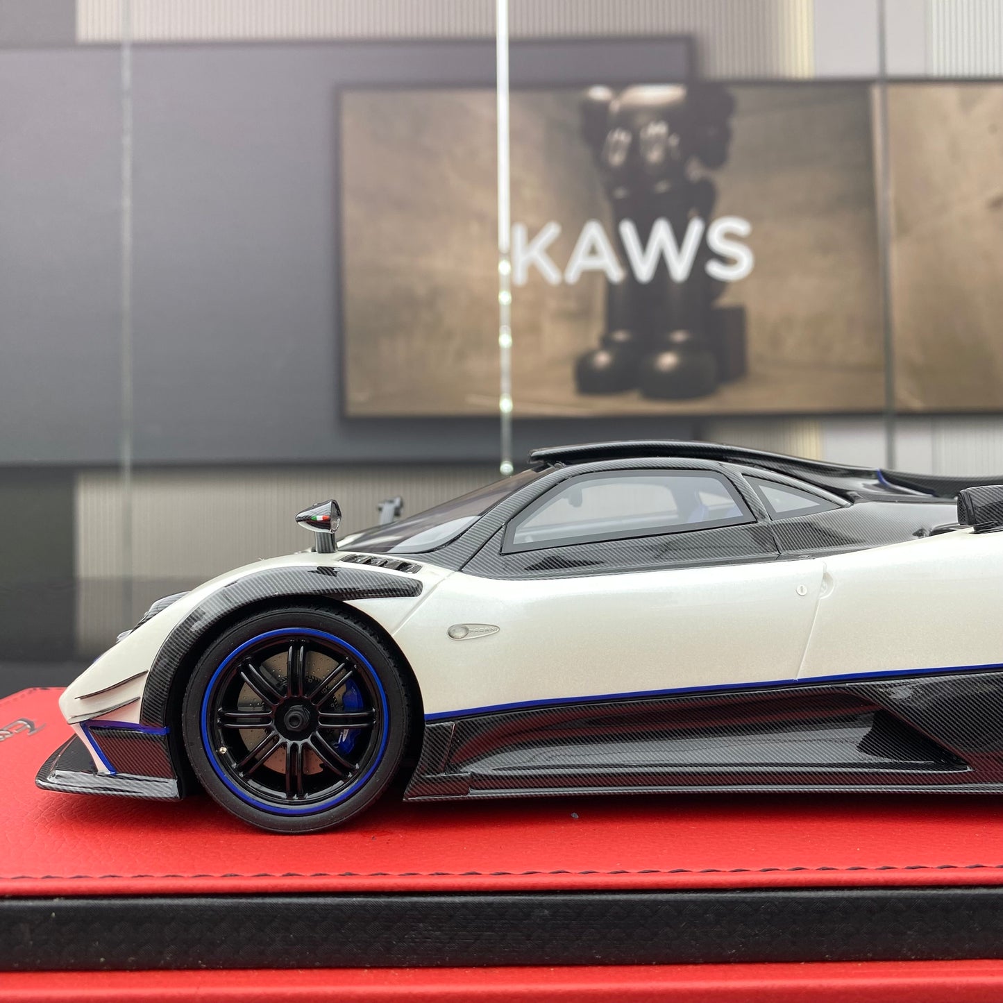 PEAKO 1/18 Pagani Zonda Riviera white limited edition car model ornament