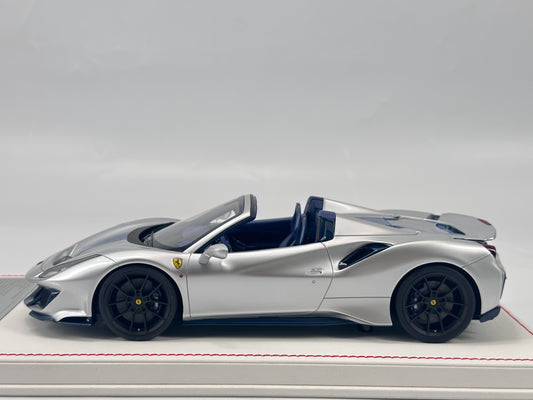 DM 1/18 Ferrari 488 Pista Spider White Base with Metallic Silver/Blue Decals Simulated Car Model FPC015A