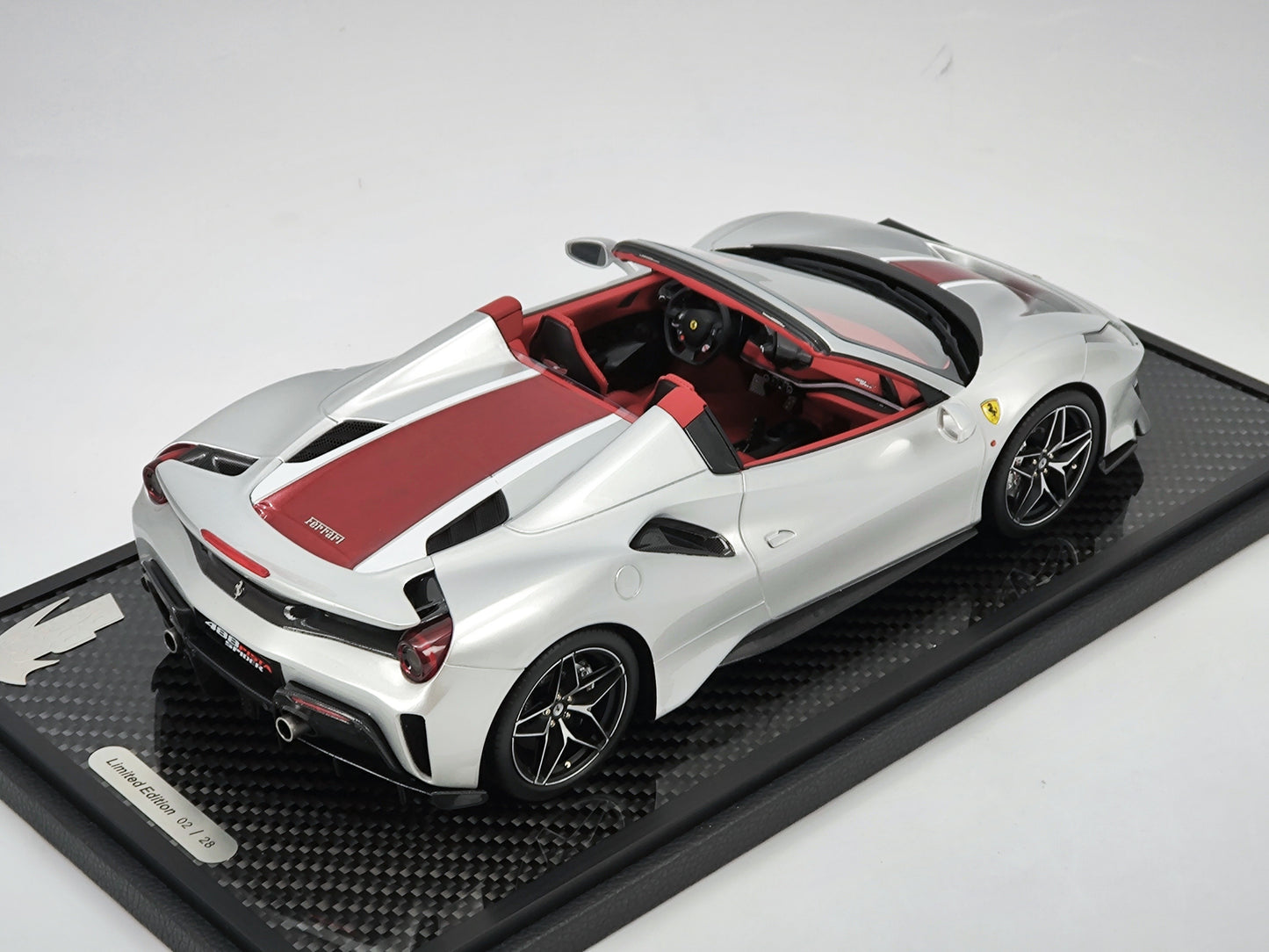 BBR 1/18 Ferrari 488 Pista Spider Silver Resin Car Model
