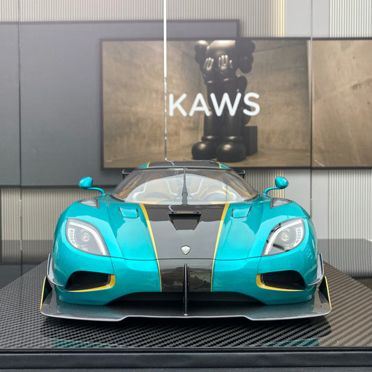 Adorno de coche FRONTIART FA 1/8 Koenigsegg Agera RSR edición limitada azul océano
