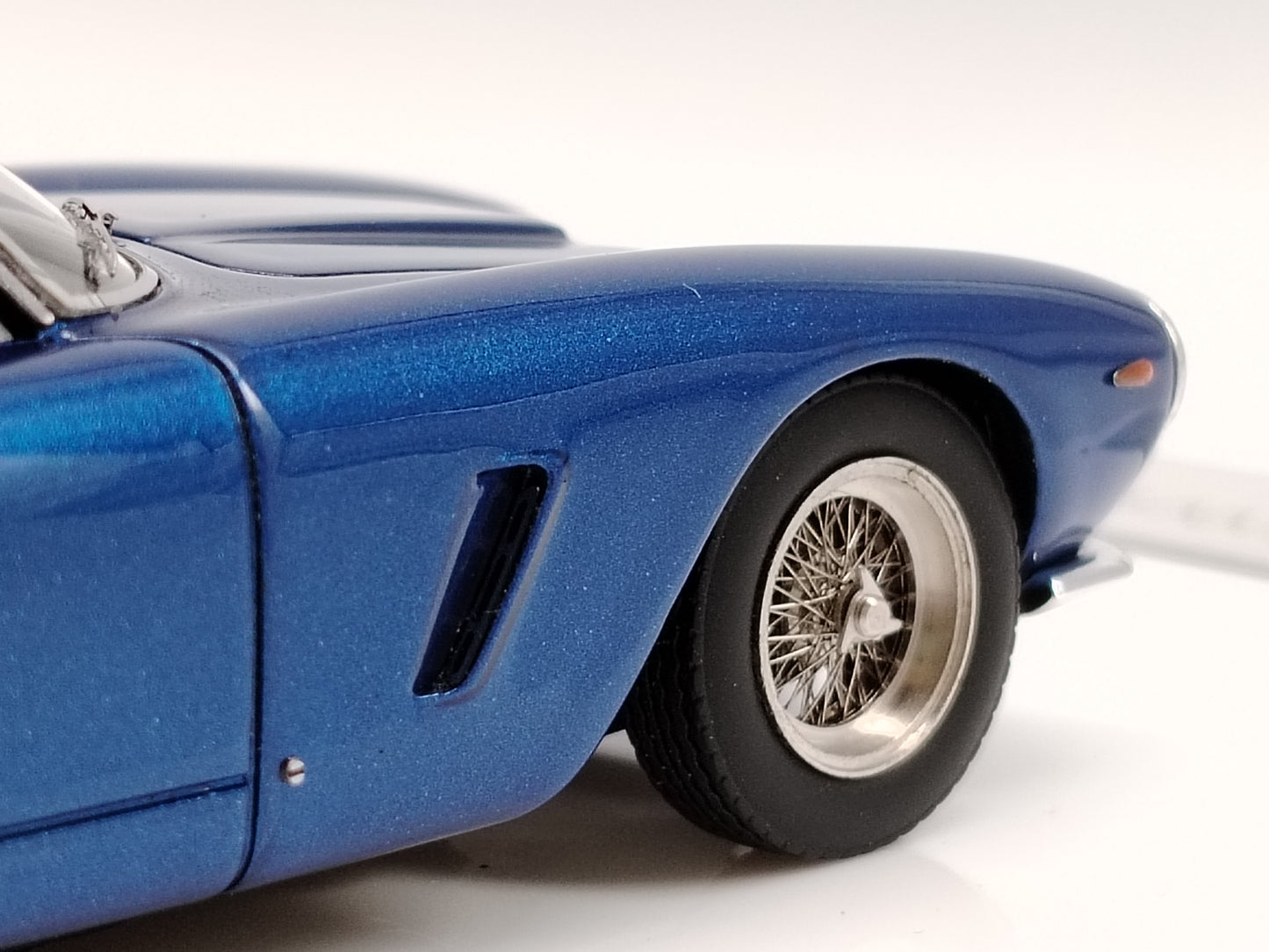 DMH 1/43 Ferrari 250SWB 1969 Simulation Car Model Ornaments