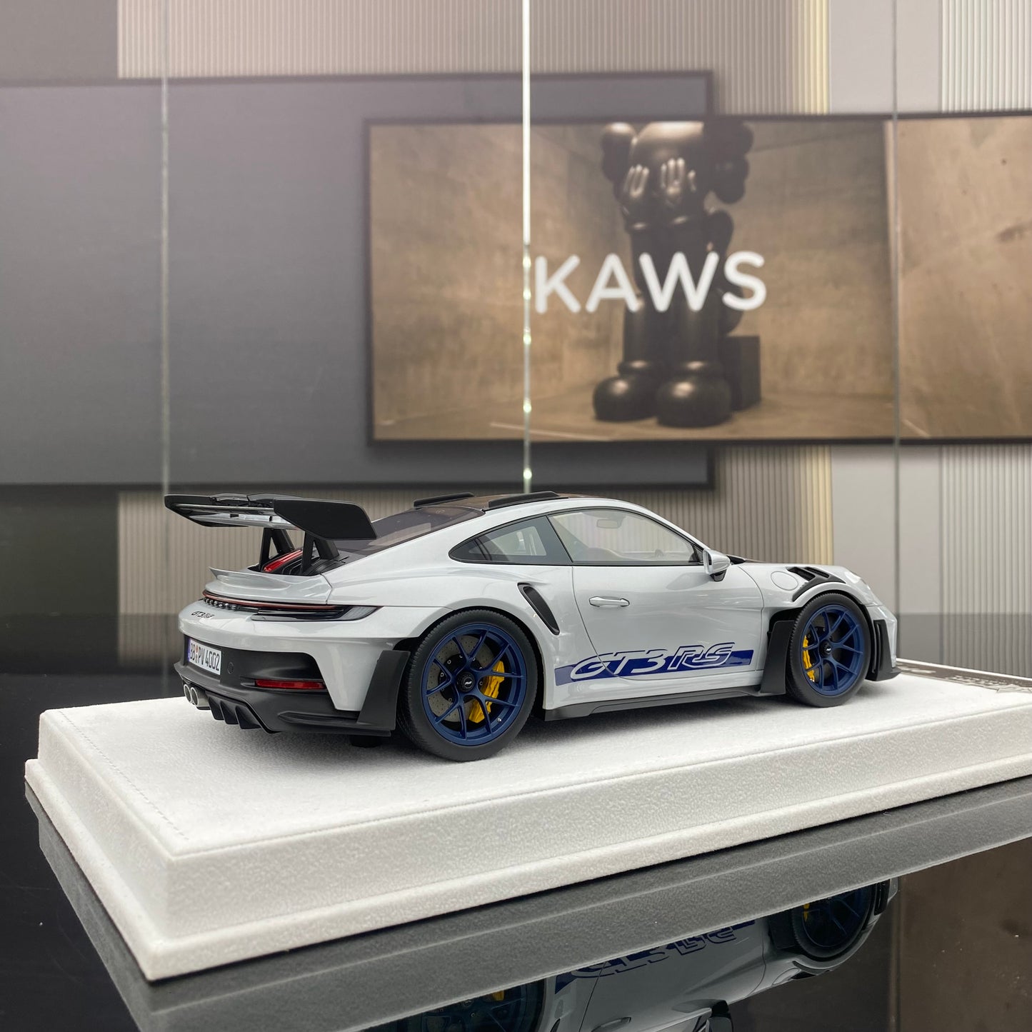 FuelMe 1/18 Porsche 992 GT3RS Nürburgring limited edition simulation car model