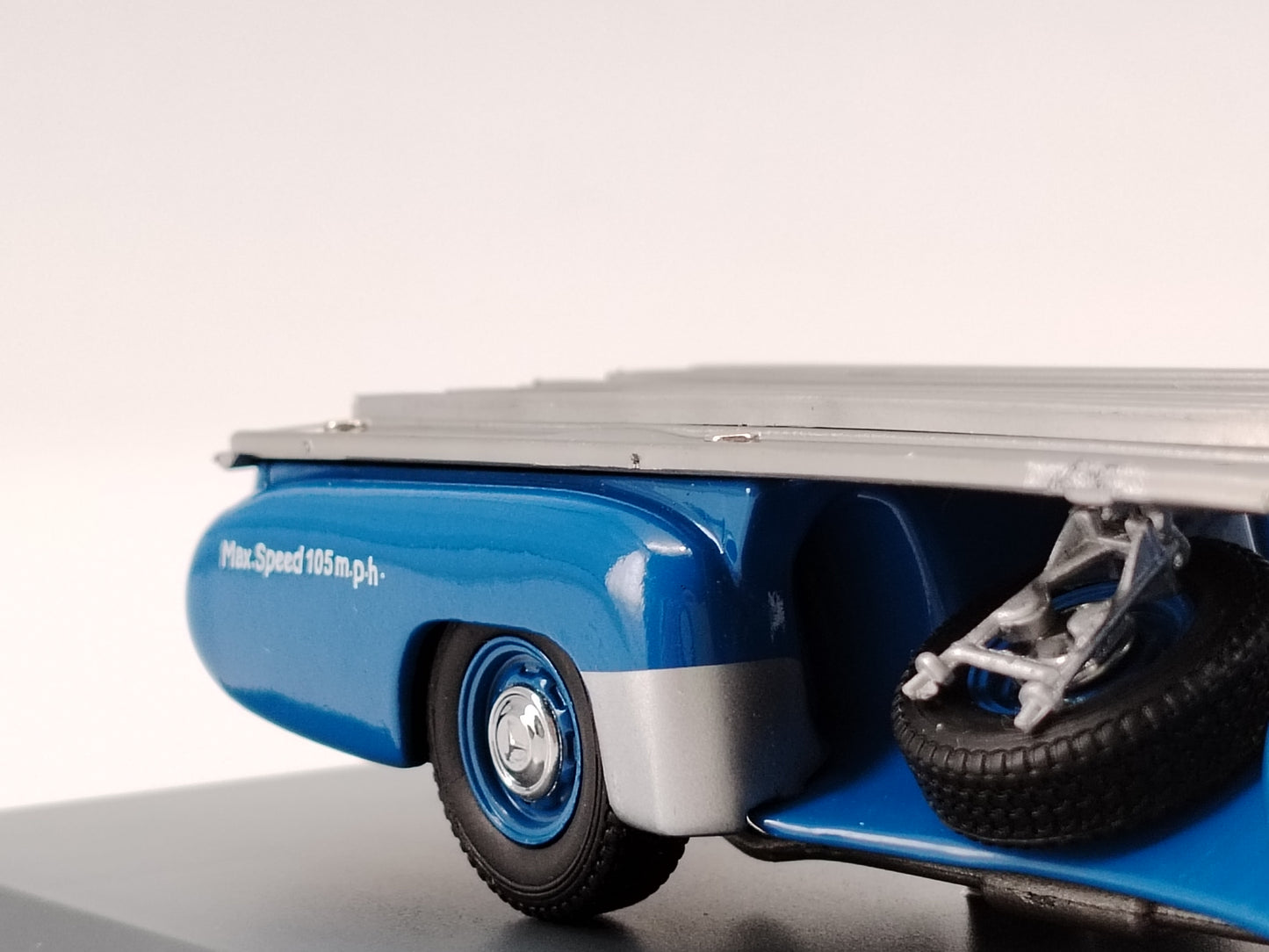 Schuco 1/43 Mercedes Benz 1955 Blue Wonder Blue Car Model