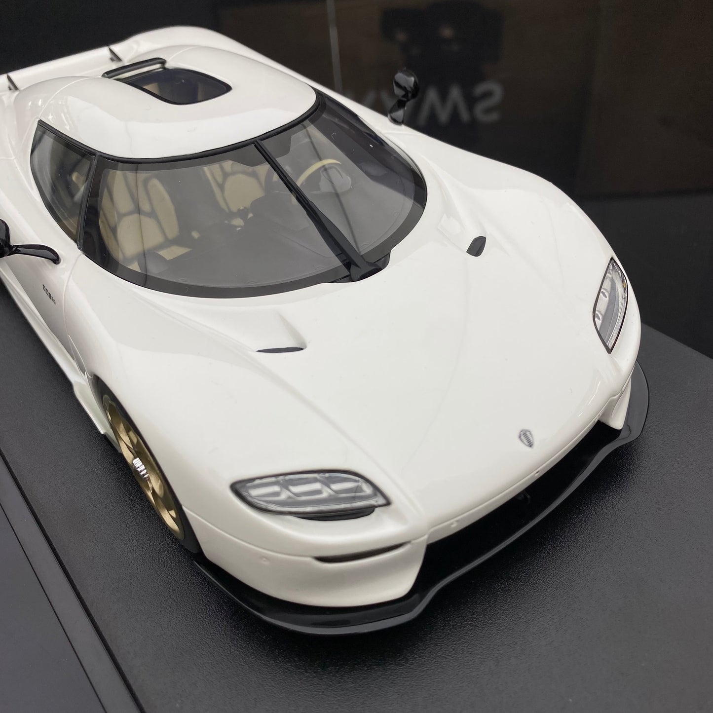 GT spirit 1/18 Koenigsegg CC850 simulation car model ornaments GT903