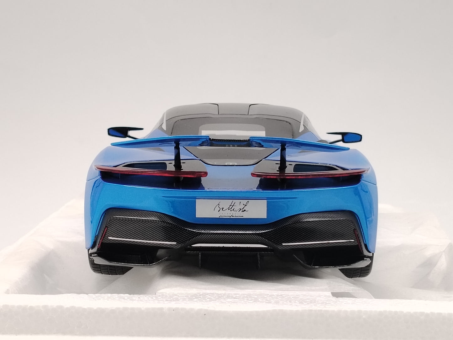 Topspeed 1/18 Automobili Pininfarina Battista Blue Realistic Model Car