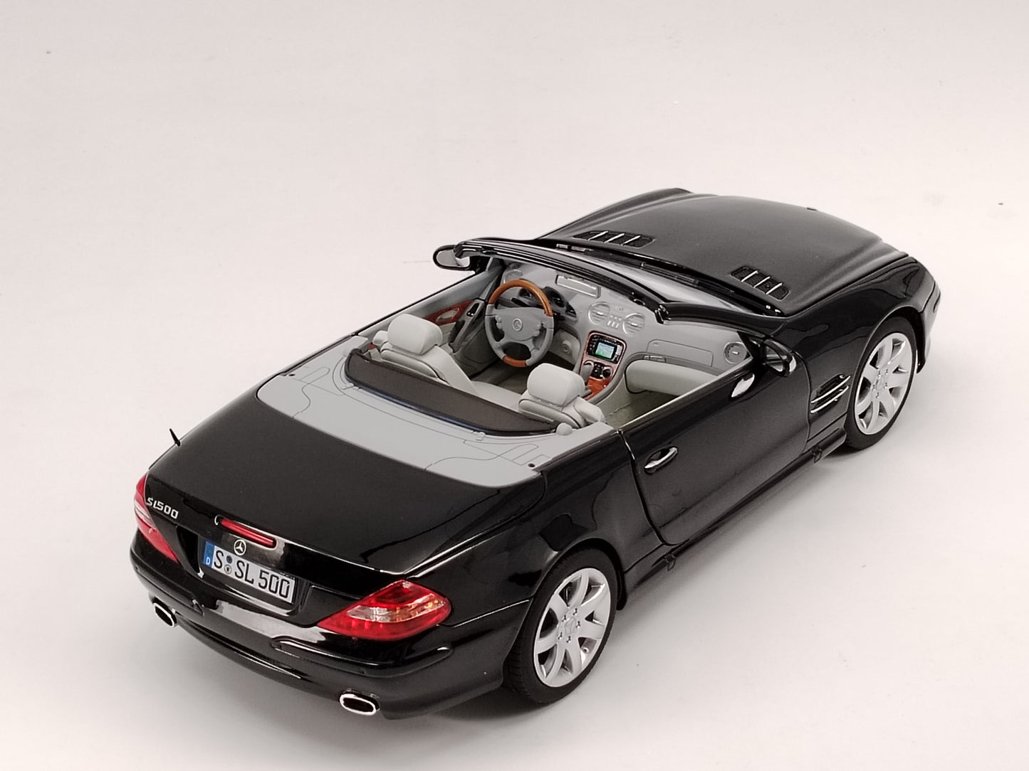 Norev 1/18 Mercedes SL 500 2003 black alloy car model ornaments birthday gift