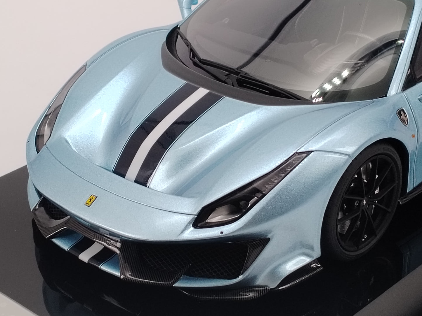 Amalgam 1/18 Ferrari 488 PISTA Ice Blue Limited Edition Scale Model Car