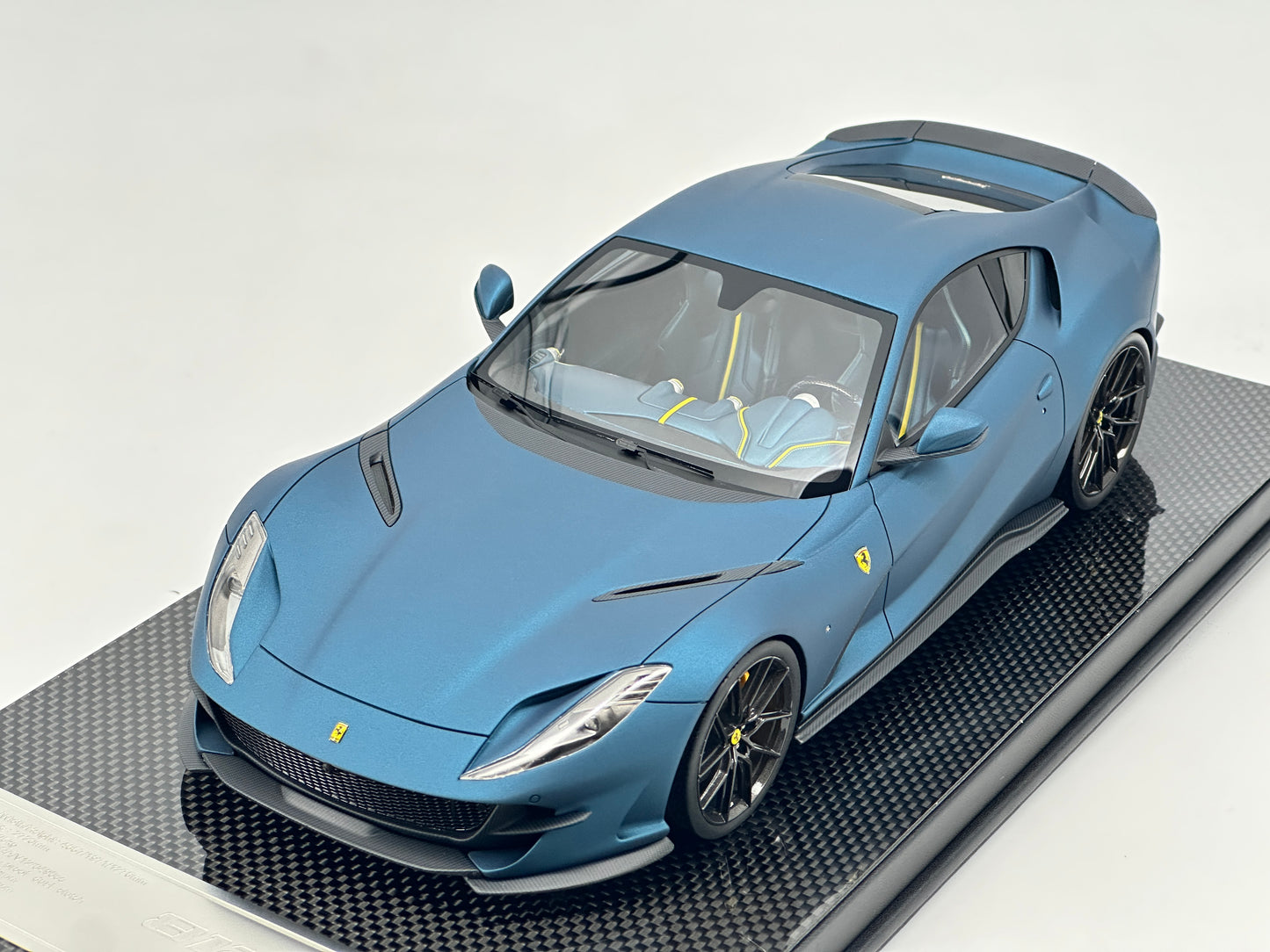 DINOMDOEL 1/18 Ferrari 812 SUPERFAST Black Base Matte Blue Car Model Birthday Gift