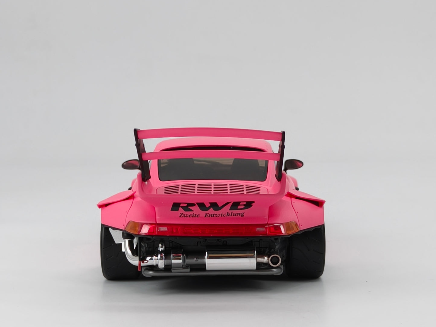 GT Spirit 1/18 Porsche RWB 993 High Tail Matte Powder Simulation Car Model Ornaments