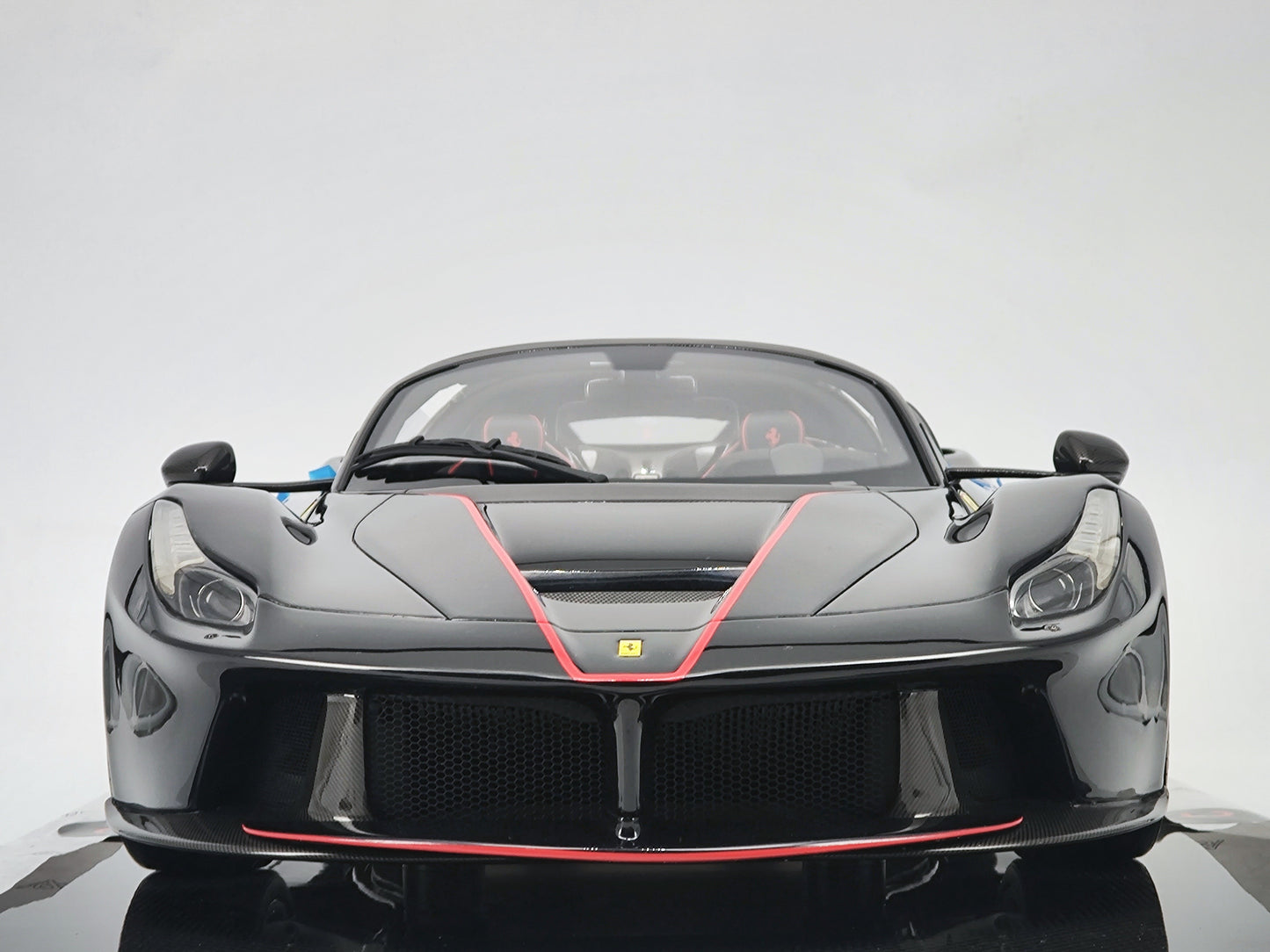 Amalgam 1/8 Ferrari LaFerrari Convertible Black High-end Simulation Car Model Ornaments