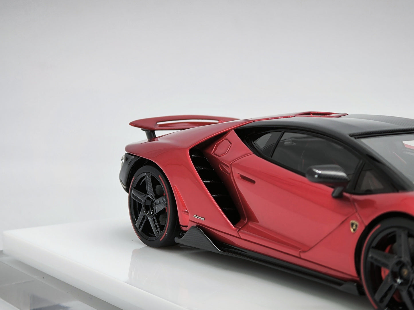 makeup 1/43 Lamborghini Centenario LP770-4 Metallic Red Limited Edition Car Model