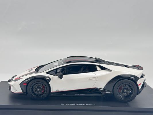 TOPSPEED 1/18 Lamborghini Huracan Sterrato White Simulated Car Model TS0610