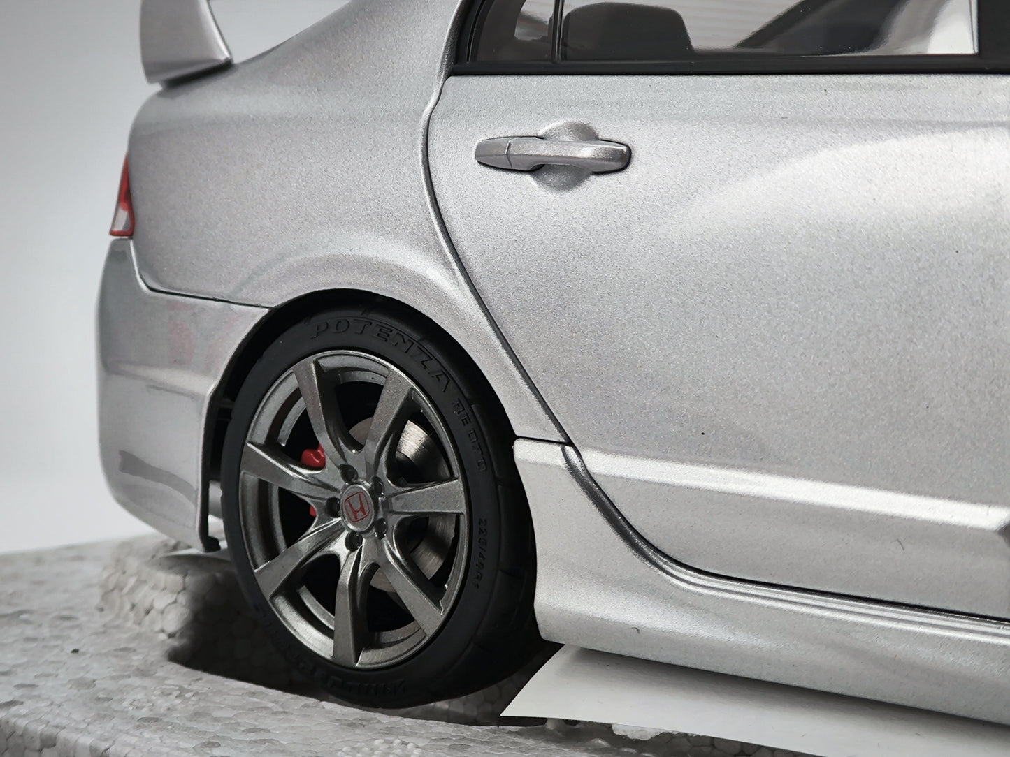 MH 1/18 Honda Civic Type R Silver Alloy Car Model