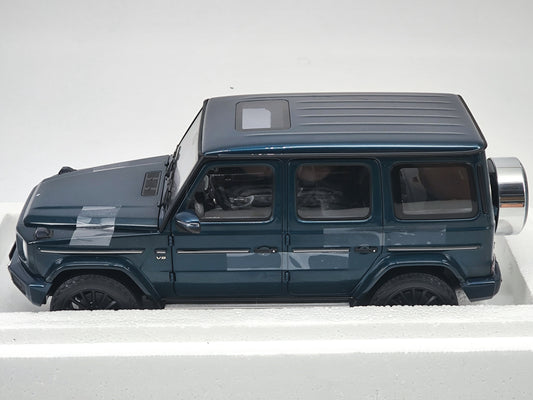 MINICHAMPS 1/18 Mercedes Benz G500 Metallic Blue Alloy Full Open Simulation Car Model