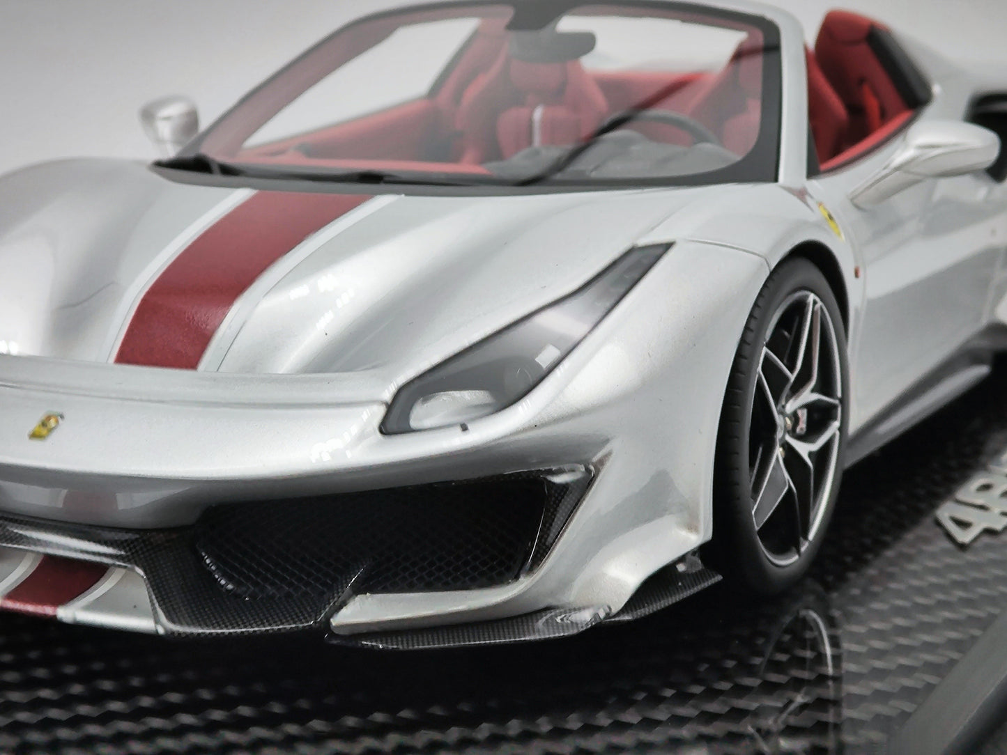 BBR 1/18 Ferrari 488 Pista Spider Silver Resin Car Model