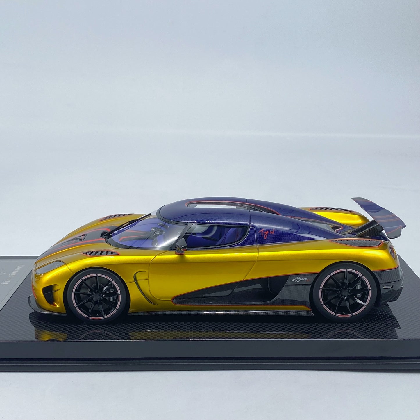 Frontiart 1/18 Koenigsegg Agera R Limited Edition Simulation Car Model Ornaments