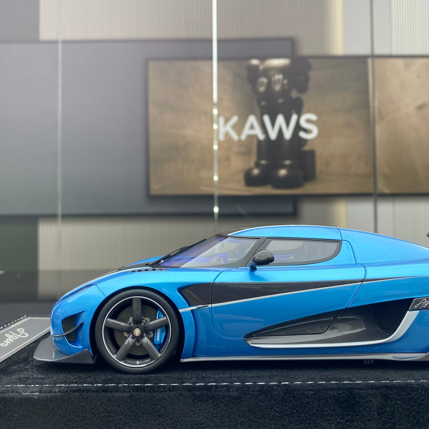 HH Model 1/18 Koenigsegg Agera RS Medusa Simulation Car Model Ornaments