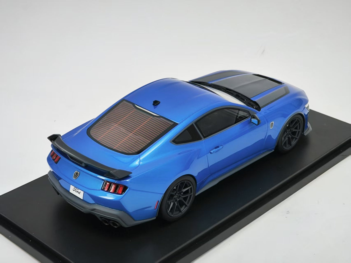 Topspeed 1/18 Ford Mustang Blue Resin Car Model TS0552
