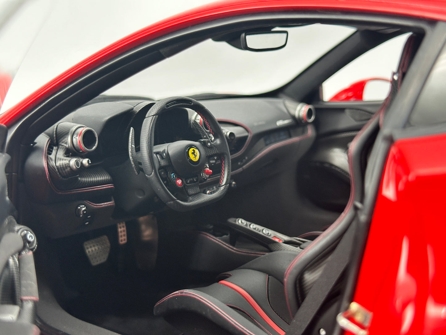 Amalgam 1/8 Ferrari F8 Red High-end Limited Edition Car Model