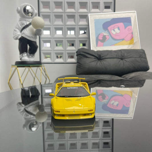 GT Spirit 1/18 Lamborghini Diablo Jota Corsa coche deportivo amarillo modelo de coche de resina