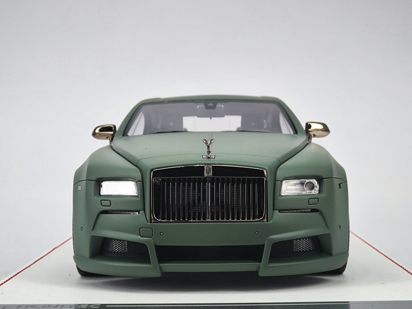DG 1/18 Rolls-Royce Phantom Limited Edition Simulation Car Model Birthday Gift Ornaments