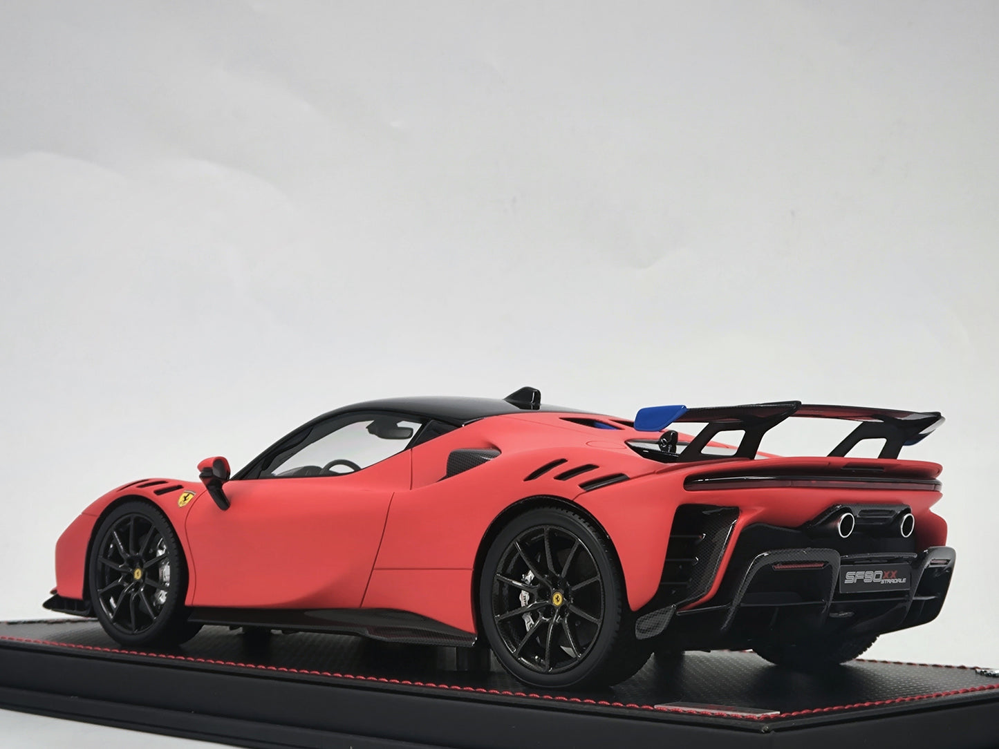 MR 1/18 Ferrari SF90 XX Matt Red Limited Edition Car Model