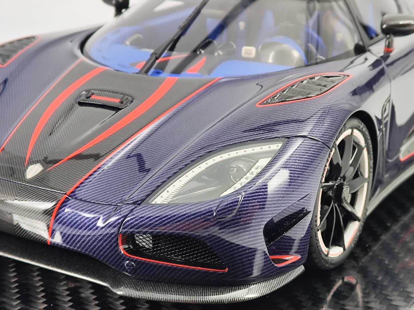 Frontiart 1/18 Koenigsegg Agera RS Carbon Blue Red Line Limited Edition Simulation Model Car