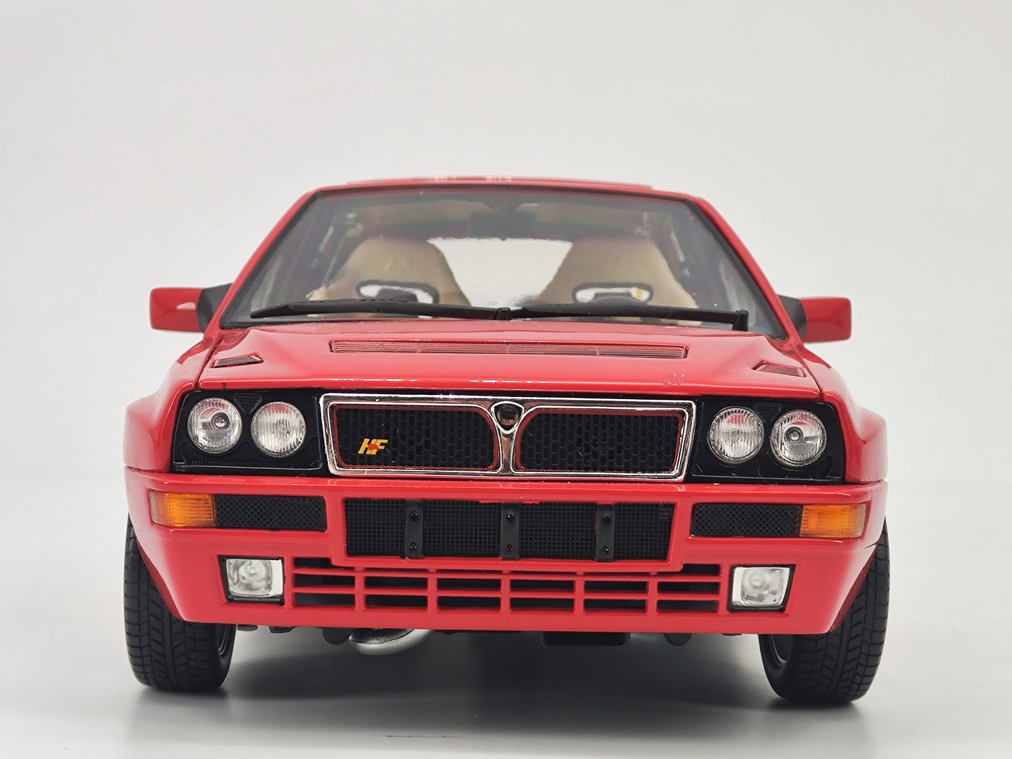 Kyosho 1/18 Lancia delta red alloy simulation model car