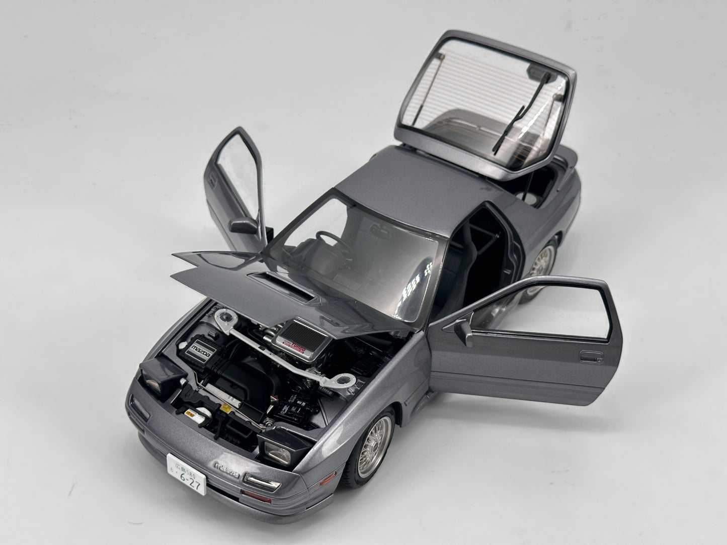 Whelart 1/18 Mazda RX7 HEC Exhibition Version, Gray, Alloy Car Model