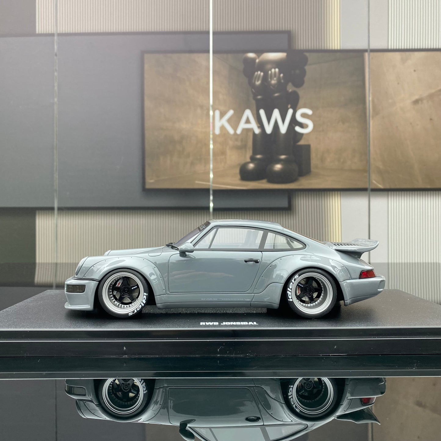 GT Spirit 1/18 Porsche JONSIBAL gray resin simulation car model