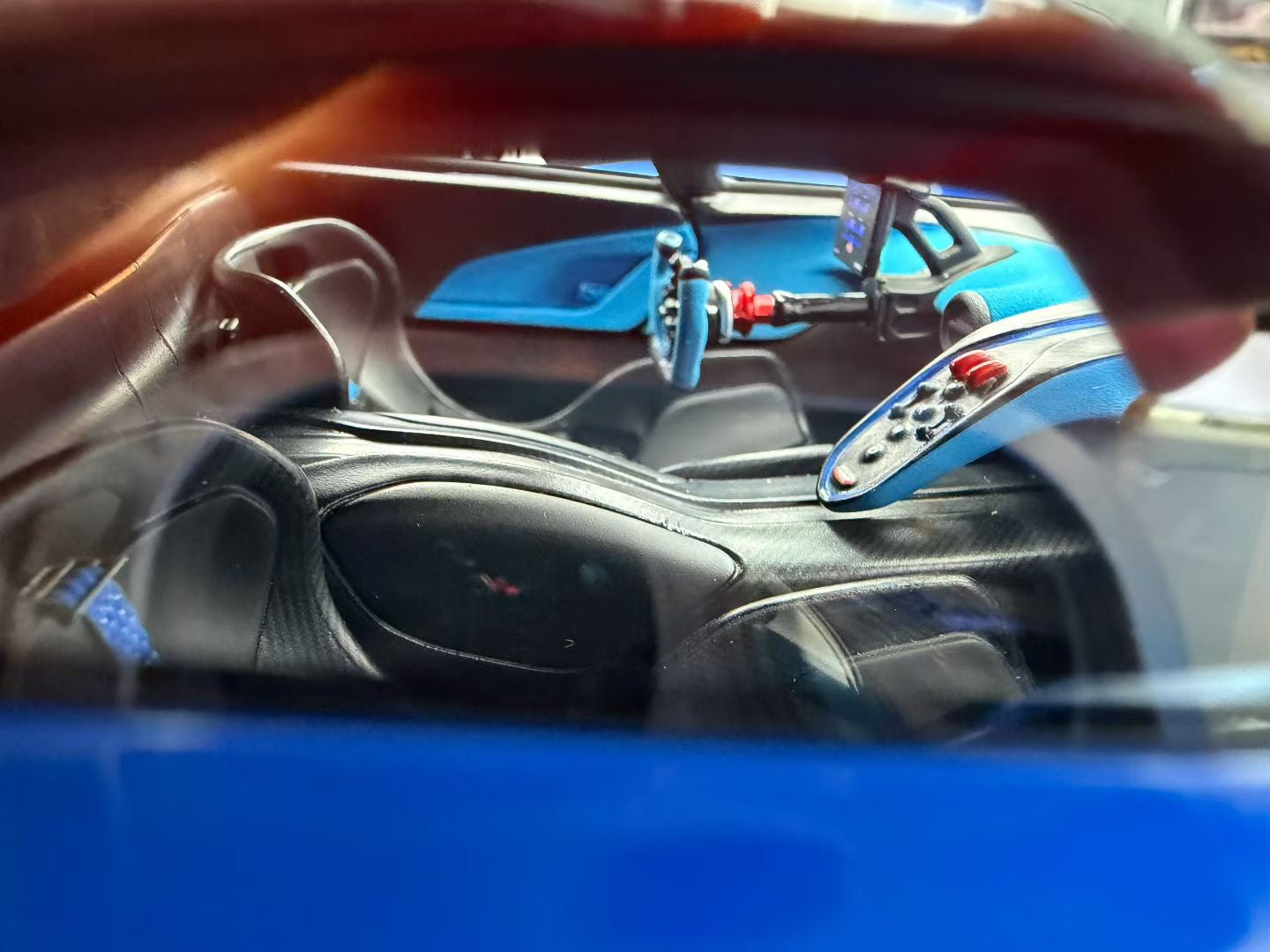 MR 1:18 Bugatti Bolide Blue 541/649 DDJ048