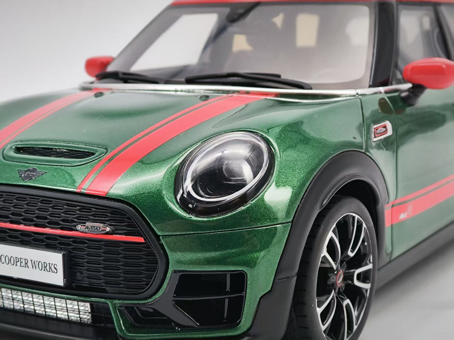 OTTO 1/18 Mini Clubman JCW British Green Resin Car Model