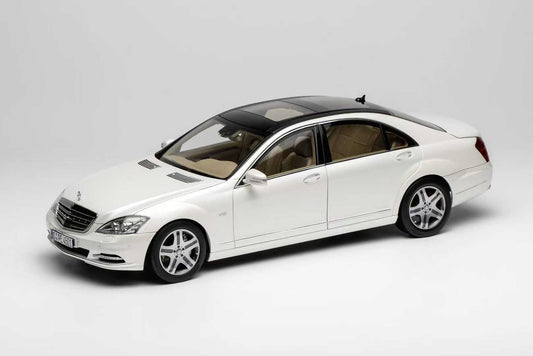 MOTORHELIX 1/18 All-Opening Alloy Car Model Mercedes Benz S-Class S600L AMG (W221)