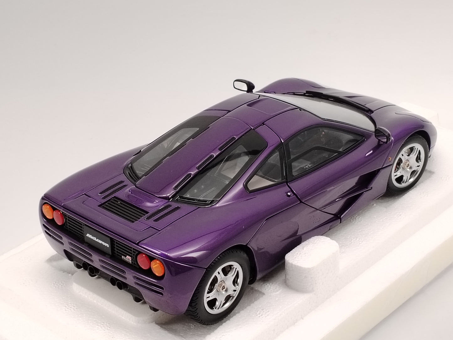 LCD 1/18 McLaren F1 XP5 Pearl Purple All-Opening Alloy Car Model