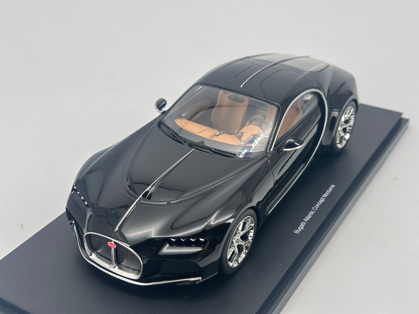 TOPSPEED 1/18 Bugatti Atlantic Concept Nocturne Black Resin Car Model