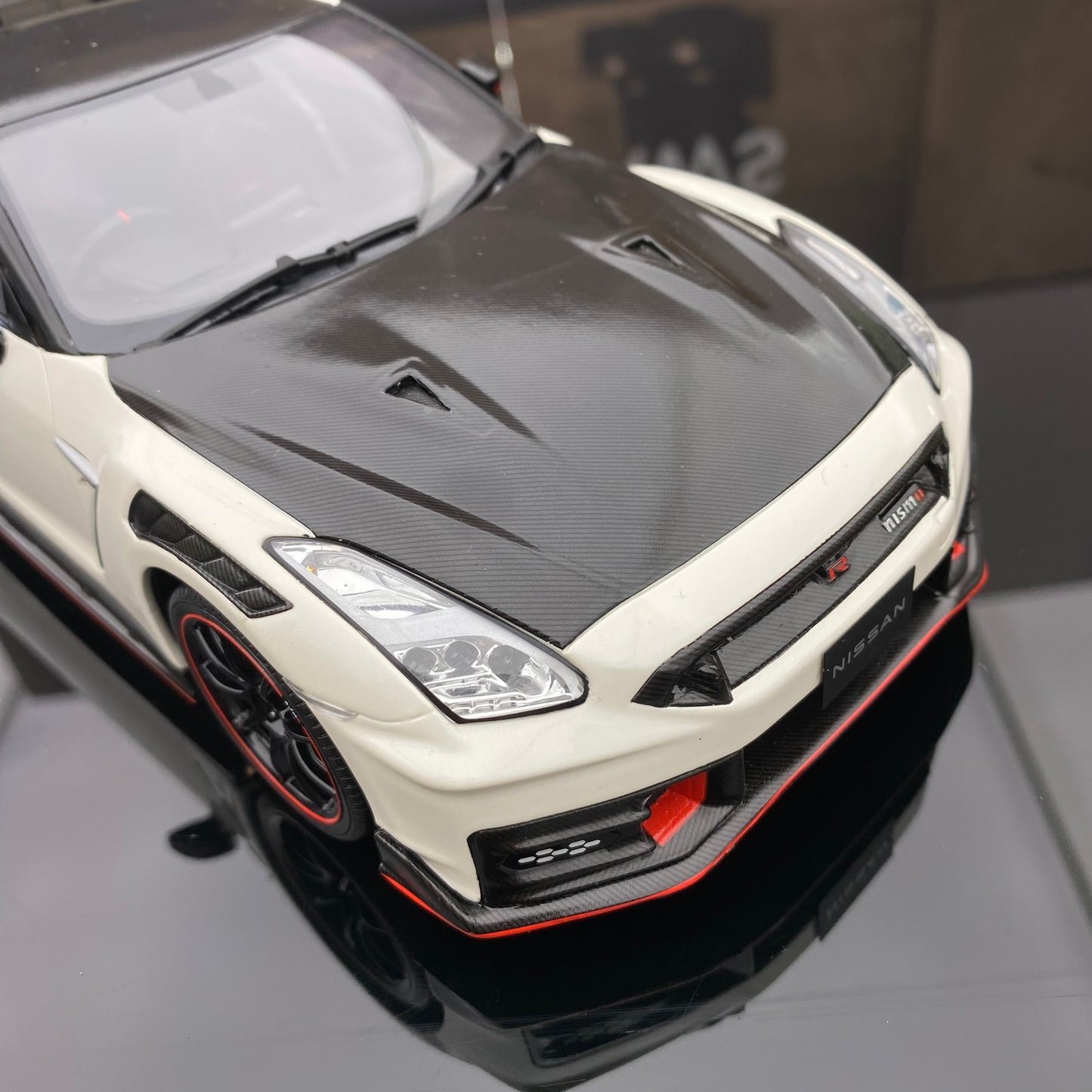 kyosho 1/18 Nissan GT-R NISMO 2024 Special Edition