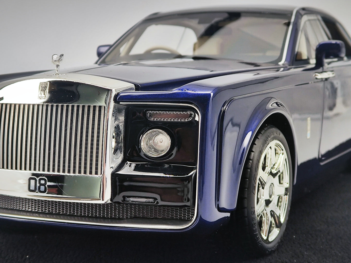 AutoBarn 1/18 Rolls-Royce Sweptail Metallic Blue Simulation Car Model Ornaments