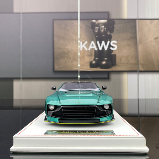 RUNNER 1/18 Aston Martin Valour Simulation Car Model Collection