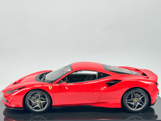 Amalgam 1/8 Ferrari F8 Red High-end Limited Edition Car Model