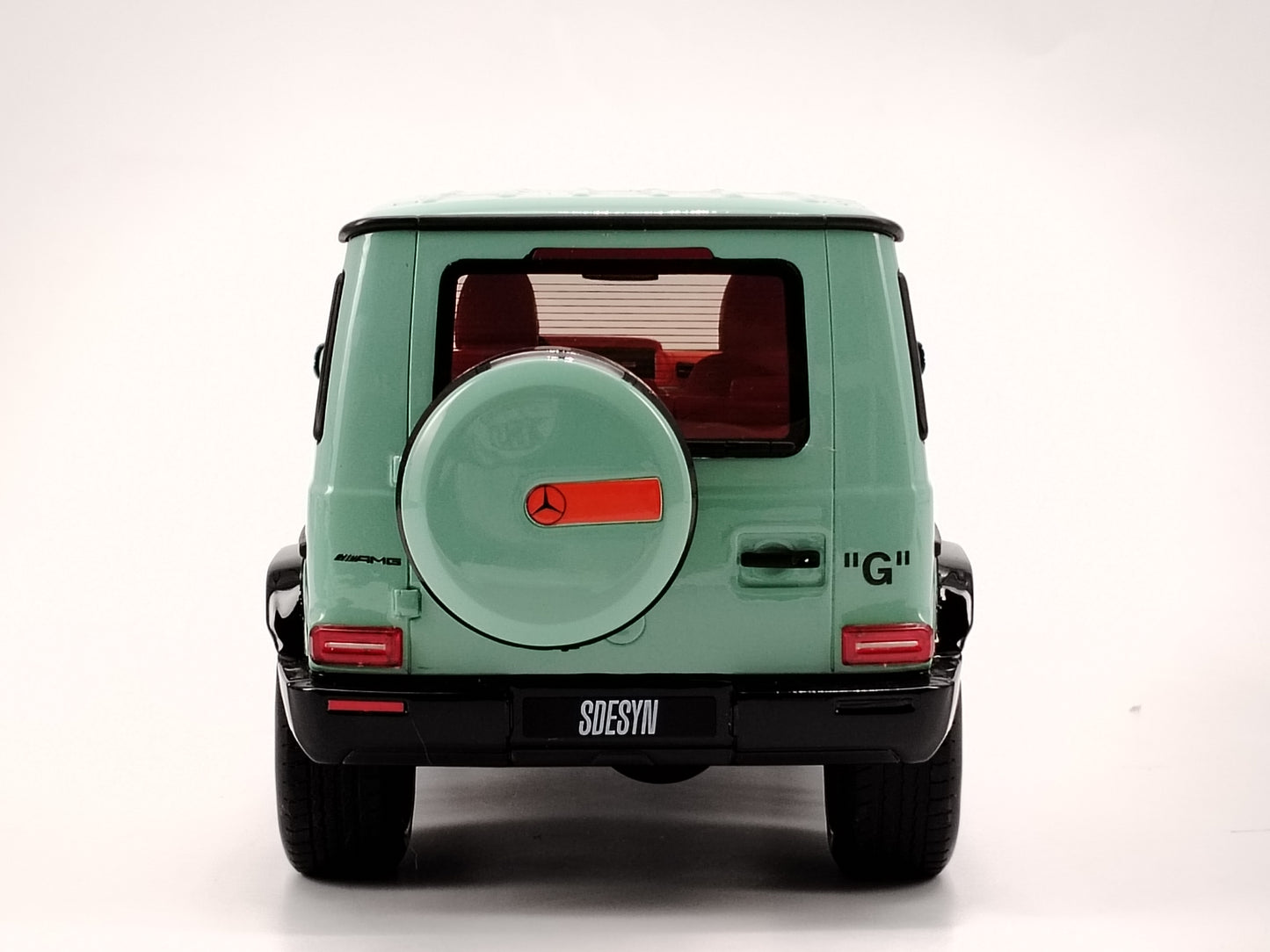 GT Spirit 1/18 Mercedes-Benz G63 OW Designer Green Orange Paint Limited Edition Simulation Model Car
