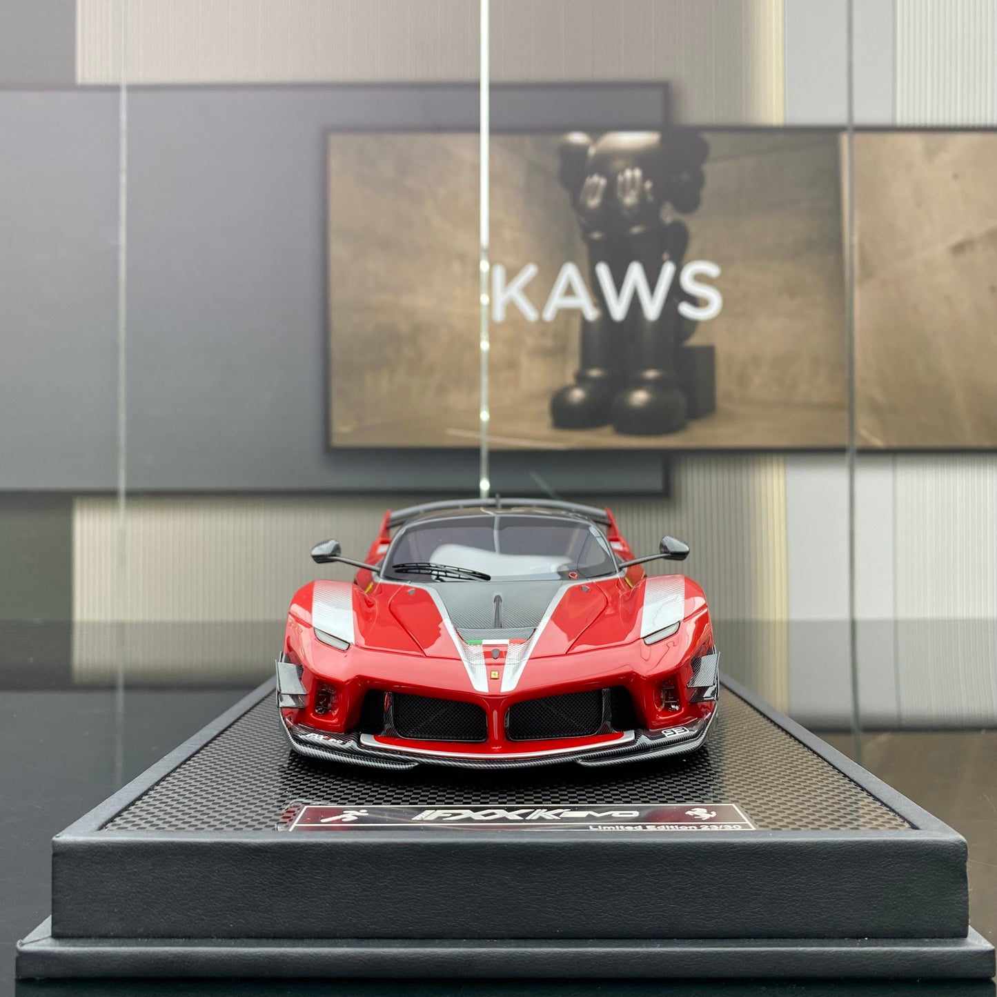 RUNNER 1/18 Ferrari FXX K EVO Simulation Car Model Ornaments Gift
