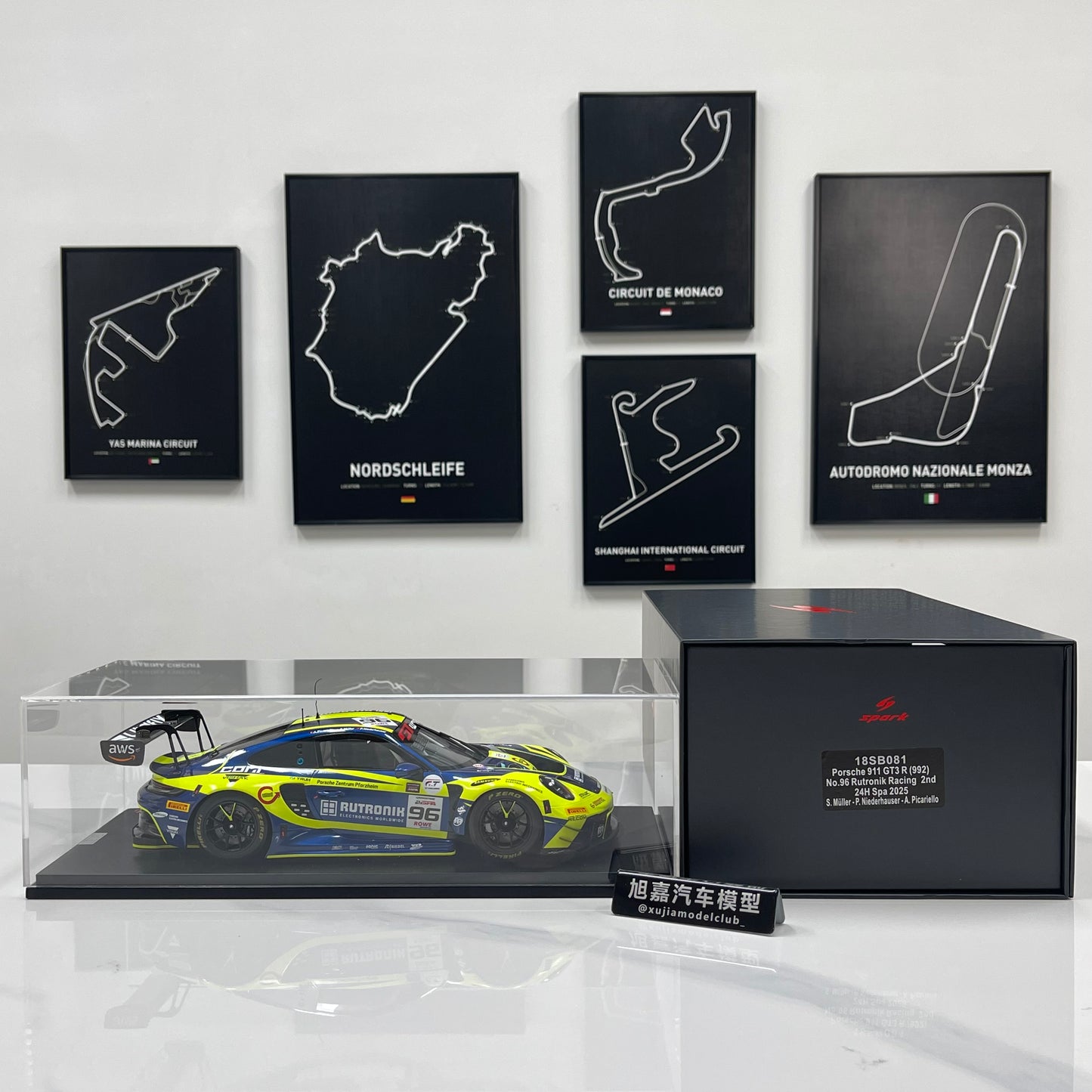 Spark 1/18 Porsche 911 (992) GT3 R – 2025 Spa 24 Hours Runner-up (Green Livery) – 18SB081