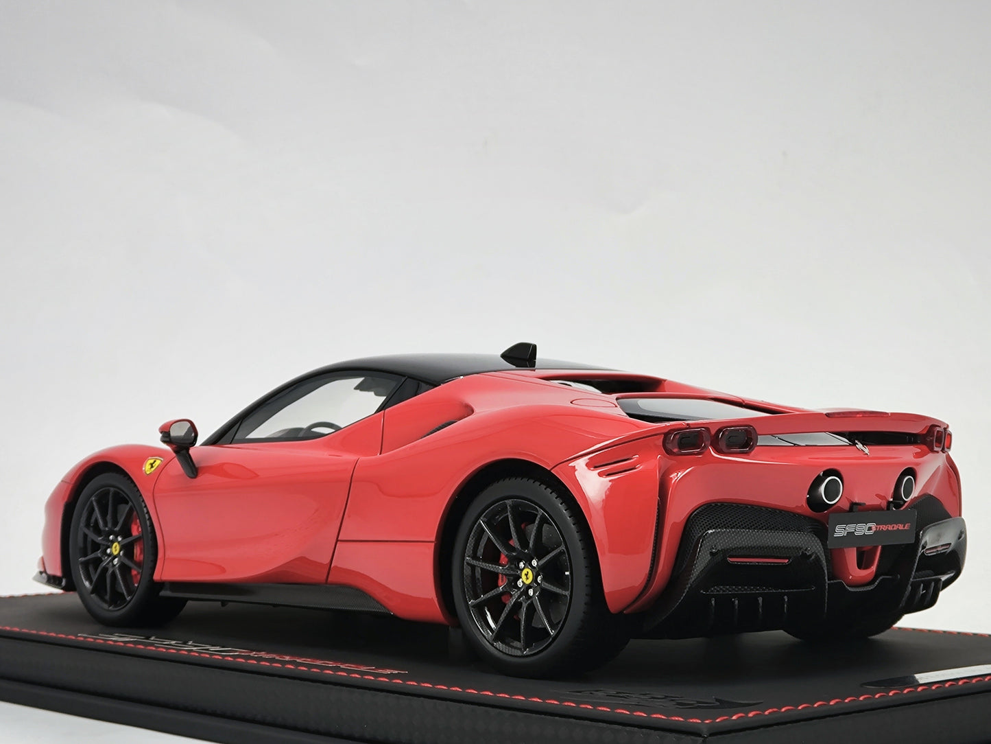 BBR 1/18 Ferrari SF90 Red Simulated Car Model